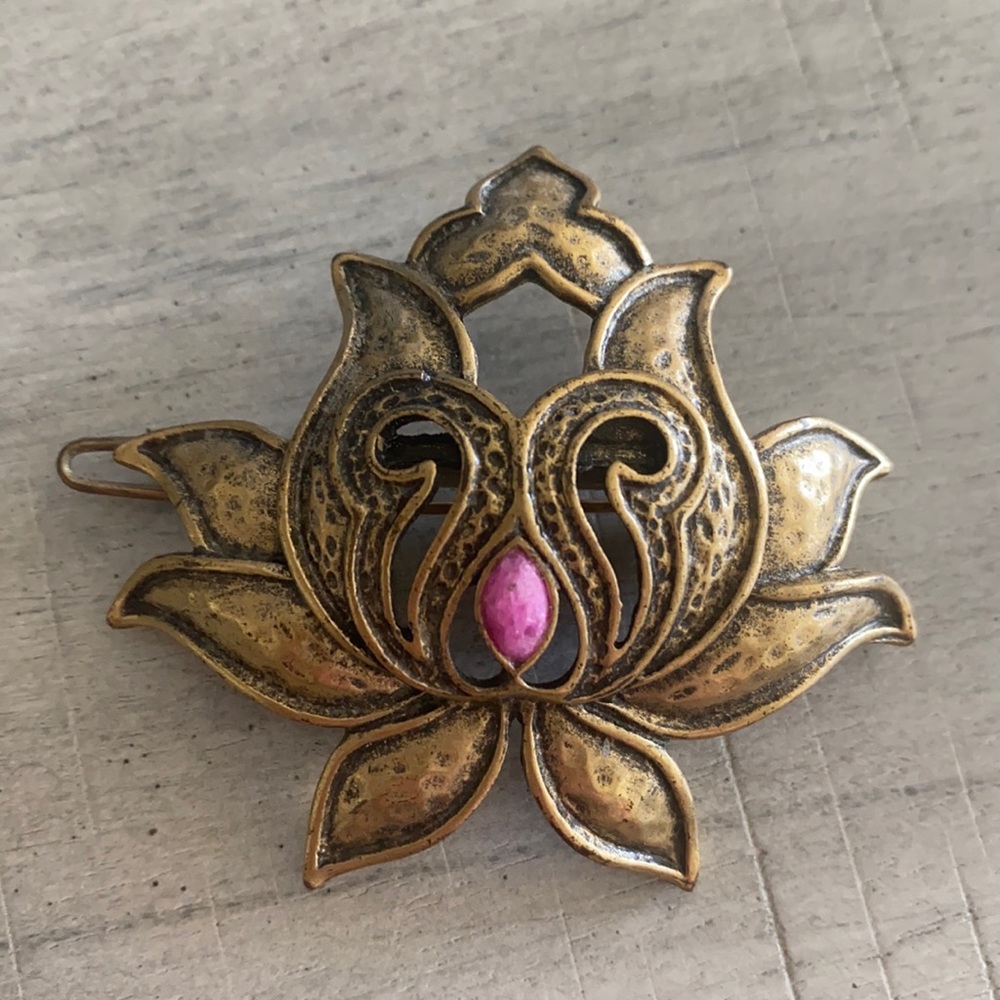 Vintage brass lucky brand hair pin lotus flower